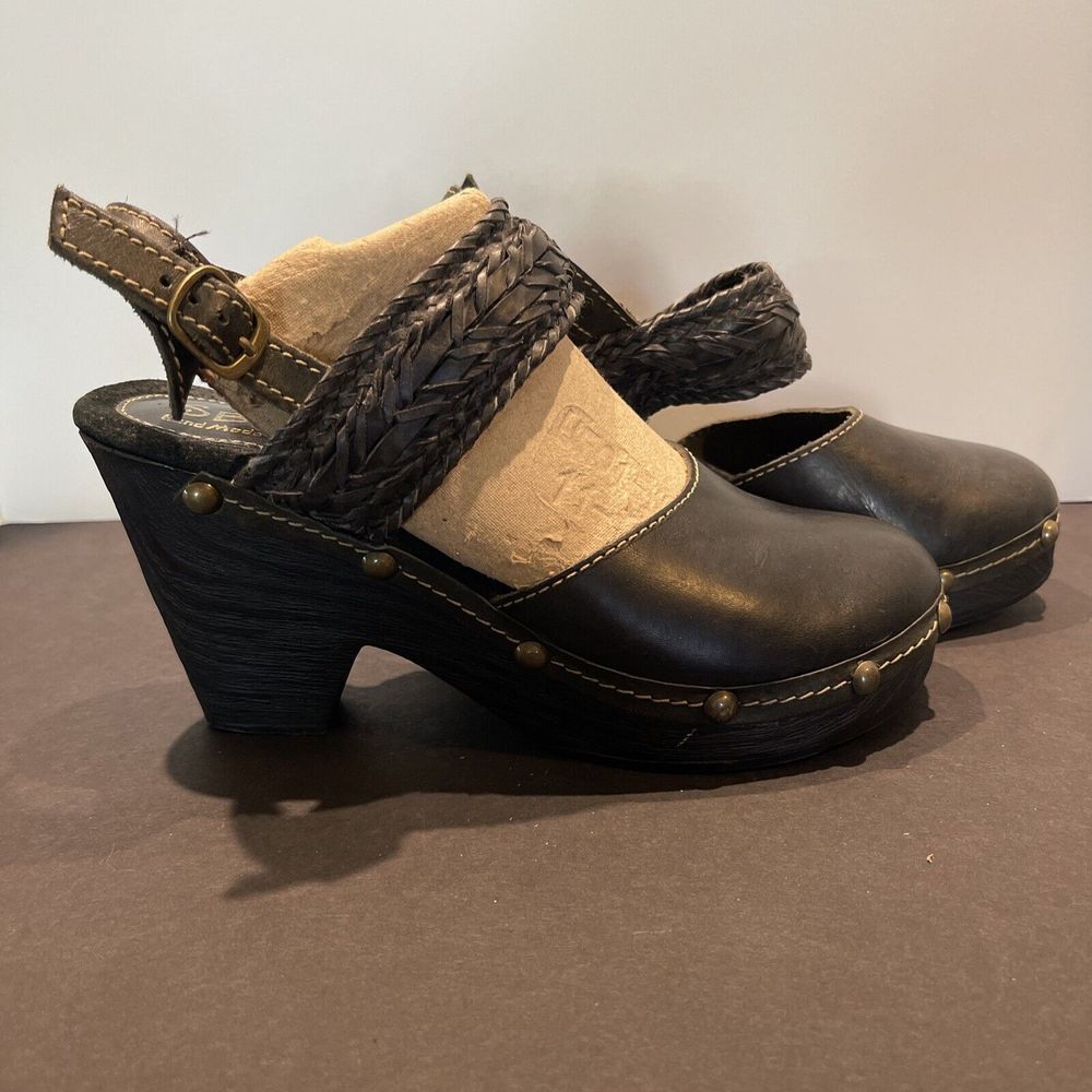 Sbicca Vintage Collection Faux Wood Platform Black Stud Boho‎ Leather Platform